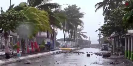 Así se preparan en Baja California Sur antes de que el huracán Polo toque tierra