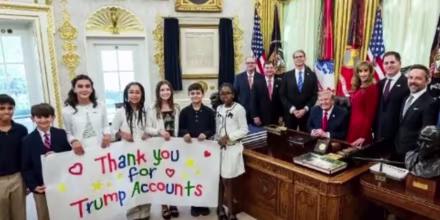 La Casa Blanca asegura que ya 70 millones de niños tienen las llamadas 'Cuentas Trump'