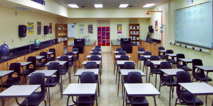 California elimina trabas para miles de estudiantes latinos que ya dominan el inglés