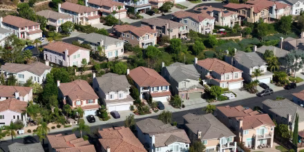 El sueño de comprar una casa se aleja cada vez más: las tasas hipotecarias se disparan al 7.5%