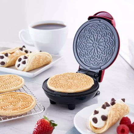 Dash Mini Pie Makers $14.99