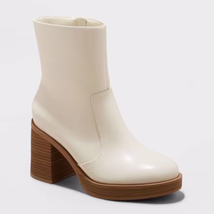 Women's Jenna Platform Boots - Universal Thread(TM)