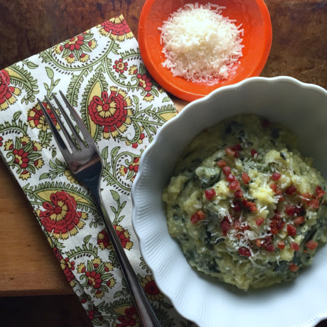 Slowcooker polenta with spinach