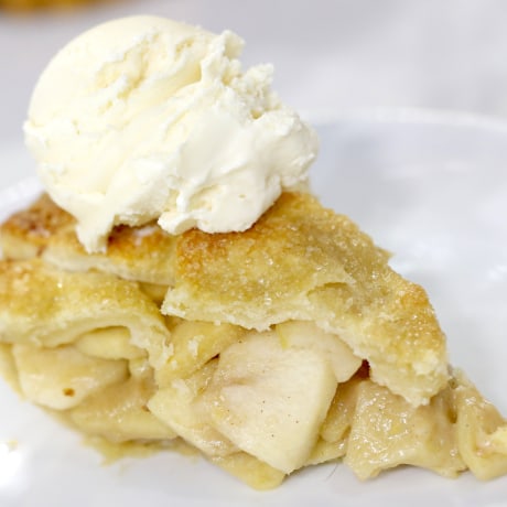 Gesine Bullock-Prado makes caramel apple pie 