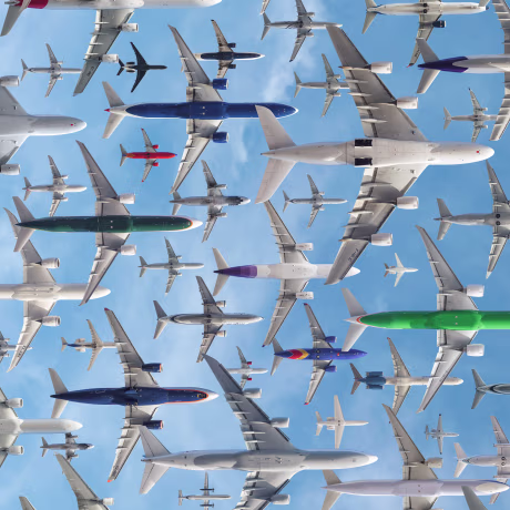 Image: Separting planes at Los Angeles International Airport