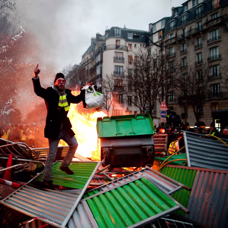 Image: \"Yellow vest\" protester