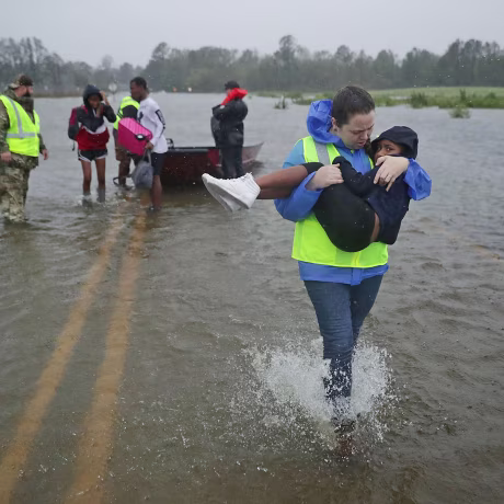 Image: Hurricane Florence Slams Into Coast Of Carolinas