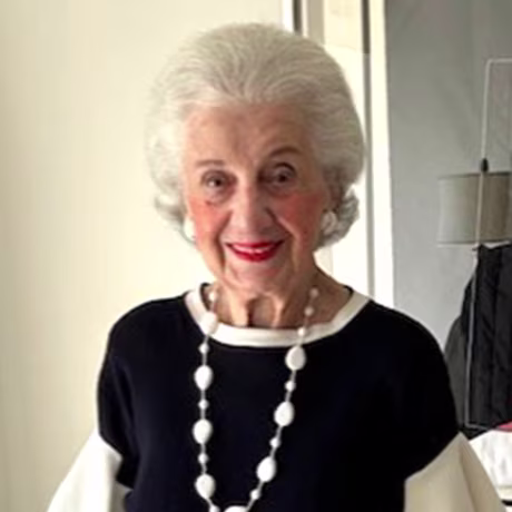 Layne Horwich , Dr. Pesce