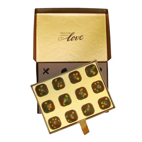 Chocolove Dubai Style Milk Chocolate Pistachio & Kadayif Gift Box