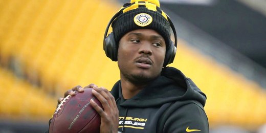 Cheerleader Angel Rice sets Guinness record on TODAY plaza