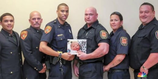 1669680690495 nn ath ia police officer delivers babies 221128 1920x1080 ggyjfv