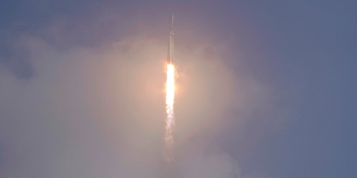 SpaceX Launch 221101 mb971r