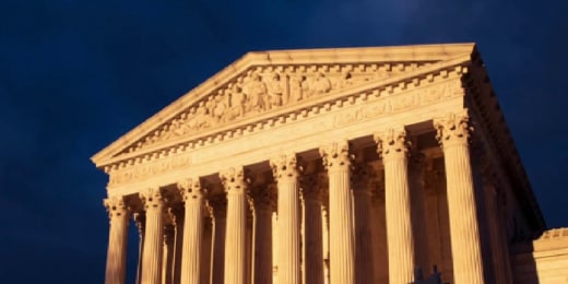 Protesters swarm door of Supreme Court