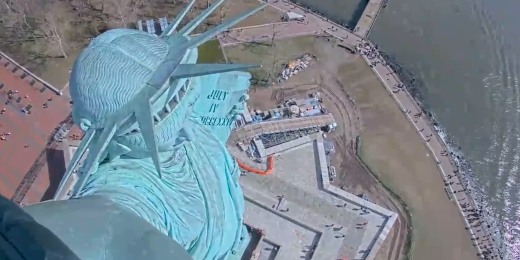 visit the statue of liberty from new jersey