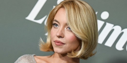 Bowen Yang Reflects on Last ‘SNL’ Episode: ‘I’m So Lucky’插图18