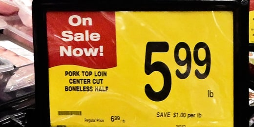 Video shows alleged synagogue arsonist dumping liquid插图1 Video shows alleged synagogue arsonist dumping liquid插图1