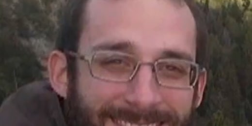 Former colleague of Alex Pretti recalls his empathy 2 pretti v