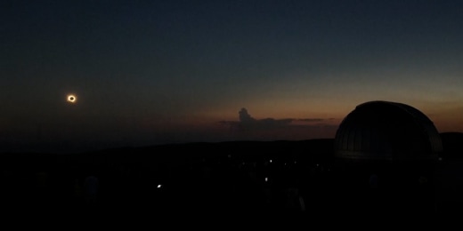 Time-lapse video of total solar eclipse in Spain