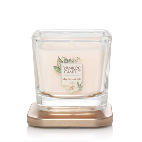 Yankee Candle Magnolia & Lily Candle