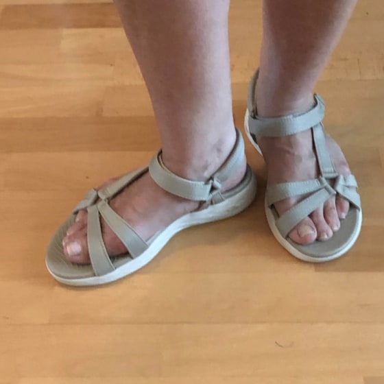skechers female sandals