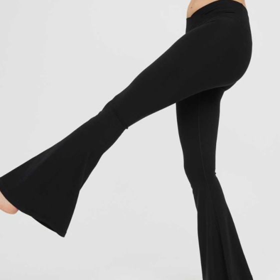 Aerie's crossover flare leggings just got an upgrade - TODAY