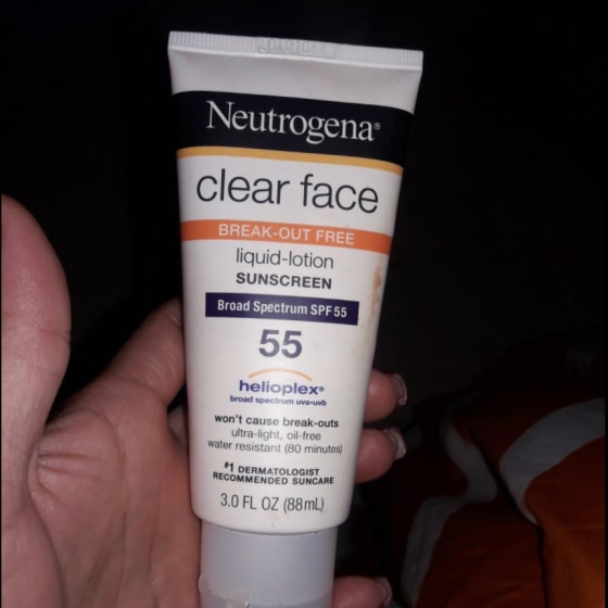 Neutrogena Clear Face Sunscreen for Acne-Prone Skin