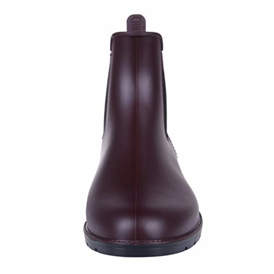 The Asgard Chelsea rain boots kept my feet dry and comfortable