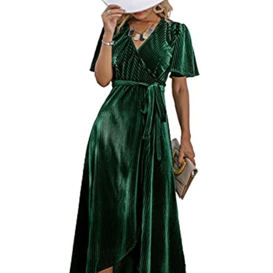 BerryGo Women&#039;s Semi Formal Velvet Wrap Dress Prom Cocktail Short Sleeve Swing Long Maxi Dress Emerald Green S