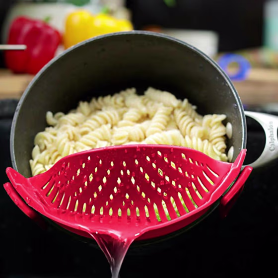 Salbtree Clip-On Food Strainer