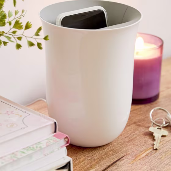 Lexon Oblio UV Sanitizing Wireless Charging Station