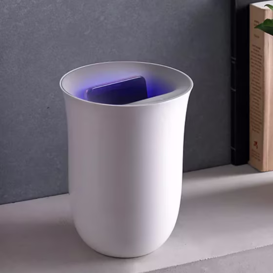 Lexon Oblio UV Sanitizing Wireless Charging Station