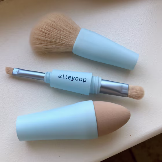 Alleyoop Multi-Tasker 4-in-1 Makeup Brush