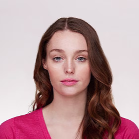 Essence Glimmer Glow Lipstick