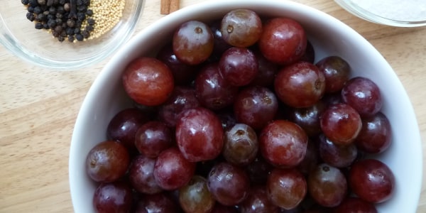 Pickled Grapes 