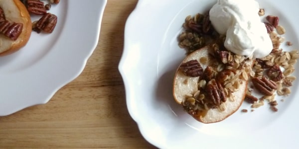 Roasted Pears with Pecan Crumble