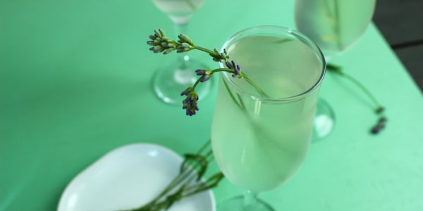 Lavender Vodka Spritzer Cocktail