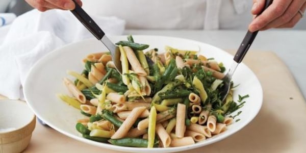 Pasta Salad with Peas and Summer Beans