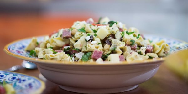 20-Minute Tortellini Pasta Salad with Salami and Cheese
