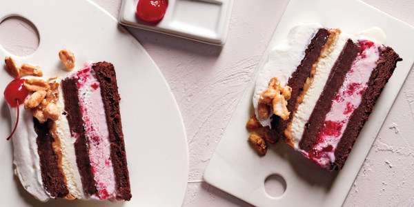 Martha Stewarts Brownie Sundae Ice Cream Cake