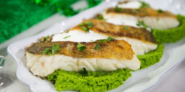 Pan-Fried Cod with Minty Pea Purée