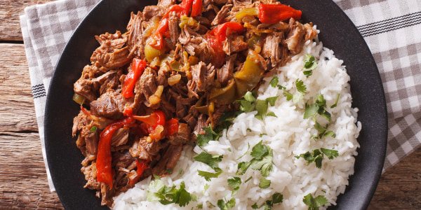 Ropa Vieja (Pulled Flank Steak in Red Wine Sauce)