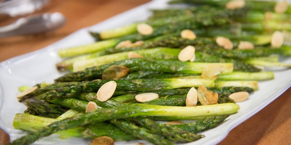 Roasted Asparagus with Almonds
