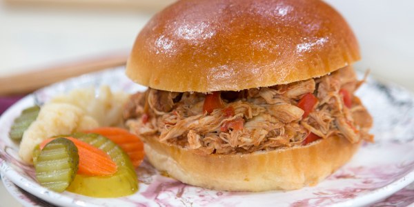 Slow-Cooker Spicy Buffalo Chicken Sandwiches