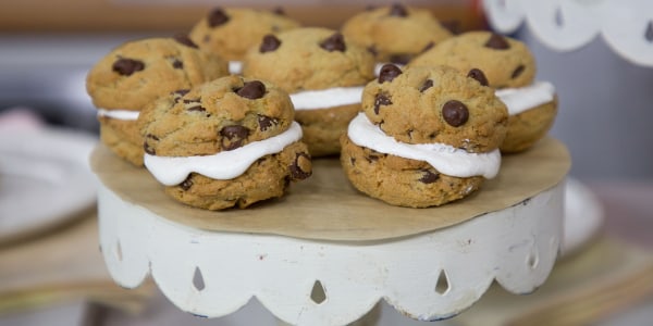 Chocolate Chip Cookie Whoopie Pies