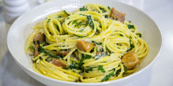 Bucatini with Chicken Thighs and Mustard Greens