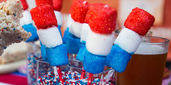 Siri Daly's Patriotic Marshmallow Pops