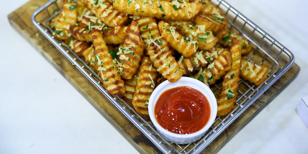 Sunny Anderson's Easy Garlic-Parmesan Crinkle Fries