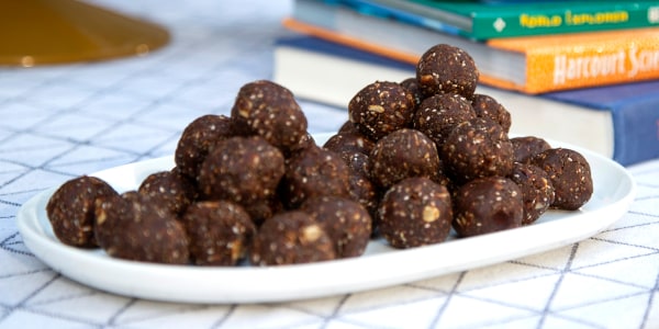 Siri Daly's Chocolate Peanut Butter Energy Bites