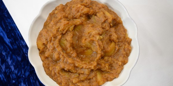 Ina Garten's Homemade Applesauce