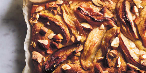 Roasted Apple-Almond Cake